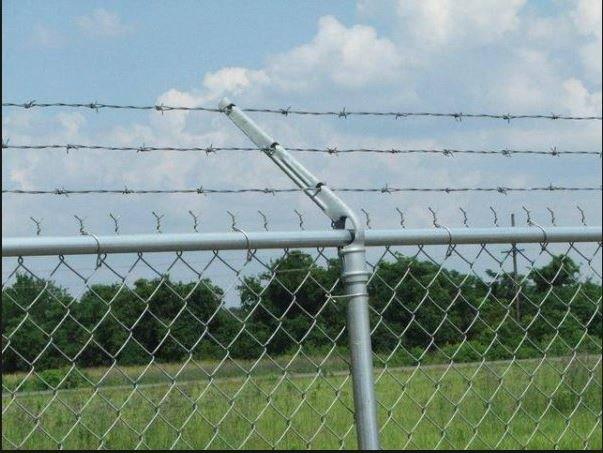 Temporary Fence - Barbed Wire Top